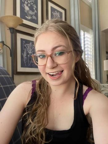 361-228-1648, 23  female escort, New Haven