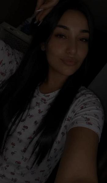 860-318-4146, 23  female escort, New Haven