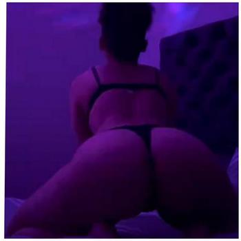 1475619354, female escort, New Haven